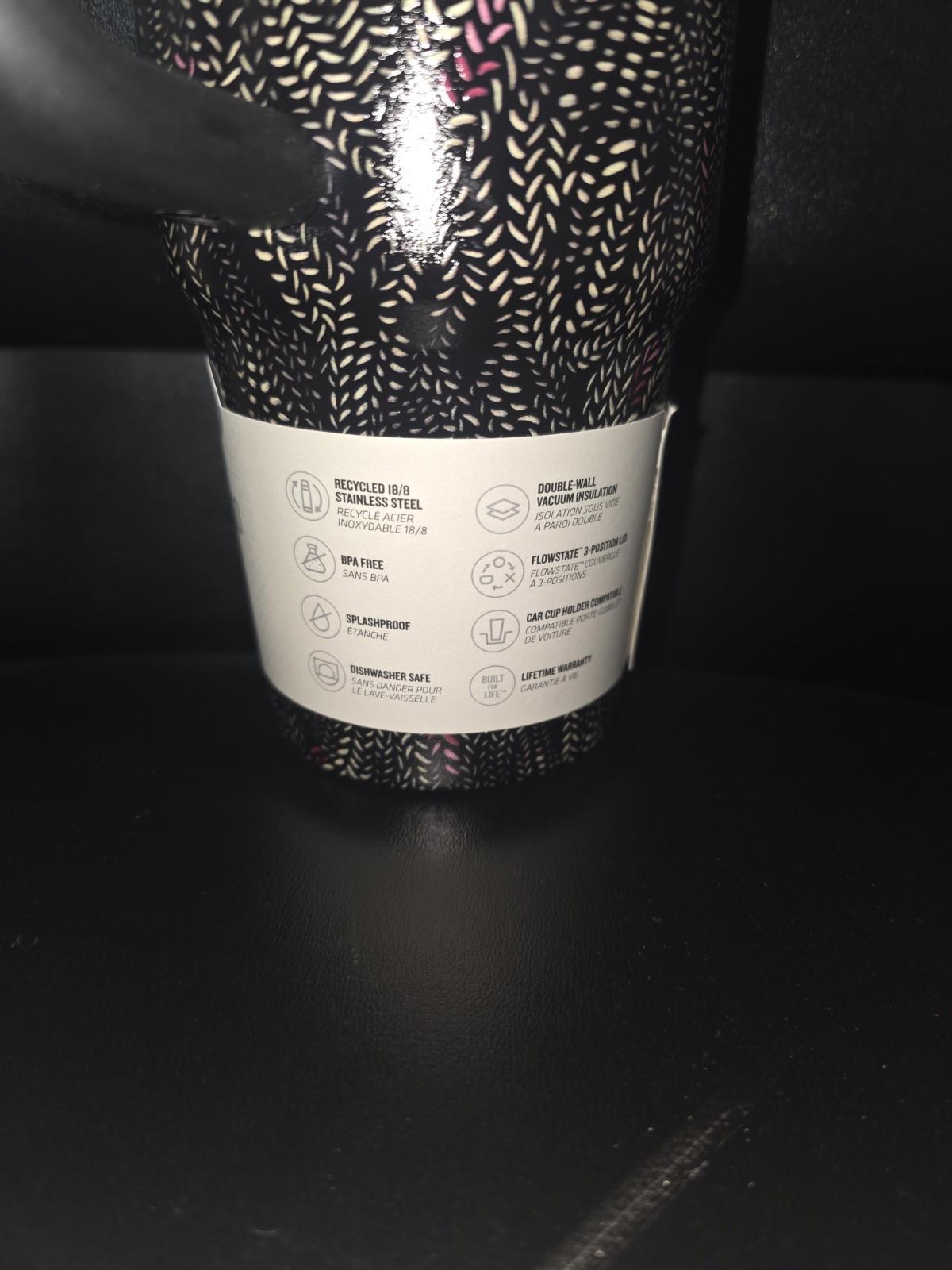 Stanley x Calia 30 oz Flowstate Quencher H2.0 Tumbler Black Serpent