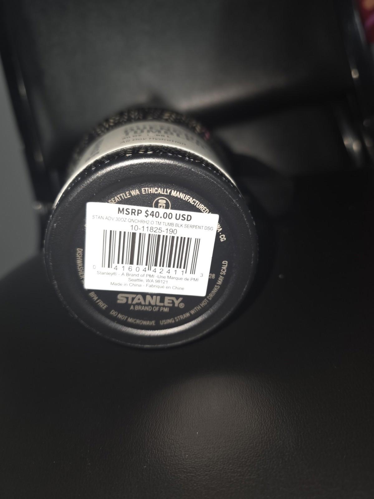 Stanley x Calia 30 oz Flowstate Quencher H2.0 Tumbler Black Serpent